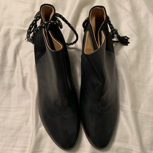 Sézane Tied Ankle Boots - brand new, never worn